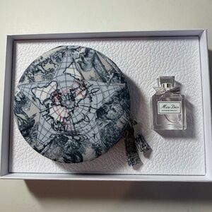 🩷 Exclusive Dior Gift Set 💎 Free Same Day Shipping 🩷